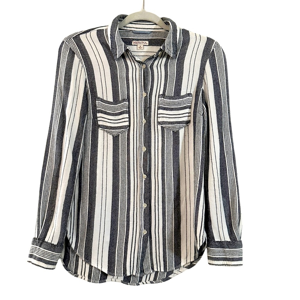Merona Long Sleeve Button Down Business Casual Dark Grey/White Shirt Size Small